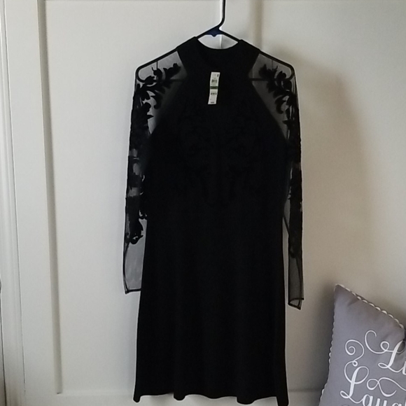 Glam Cocktail Dress - Picture 4 of 10